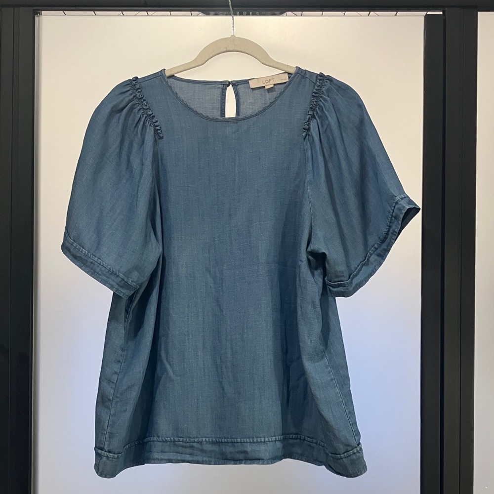 LOFT Chambray Puff Sleeve Blouse